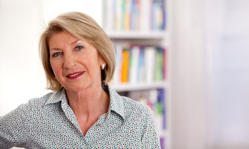 Dr. med. Lucia Holzmann